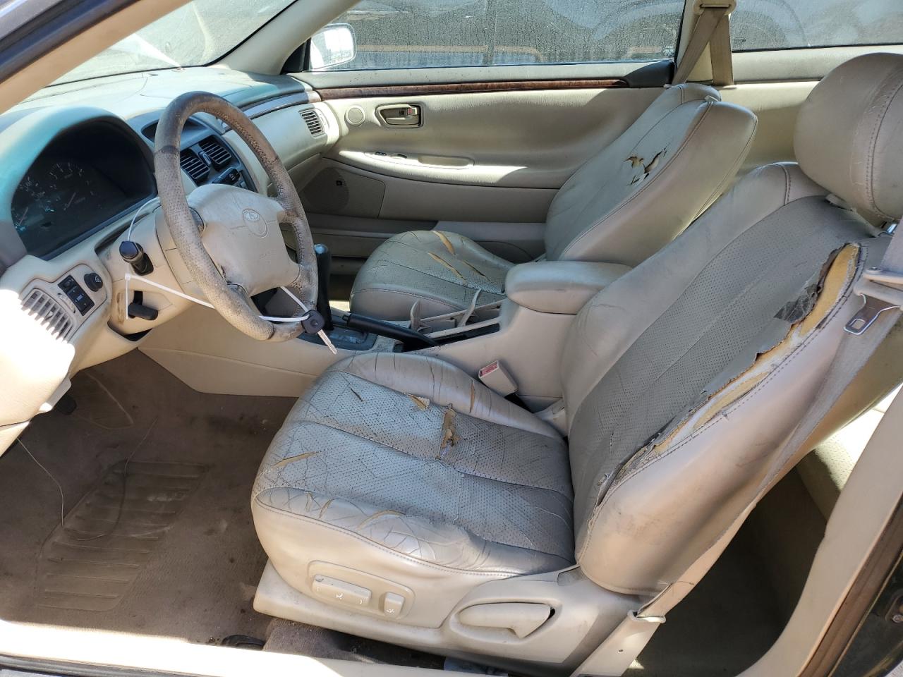 2t1cf22p2xc144134 2T1CF22P2XC144134 1999 Toyota Camry Solara Se