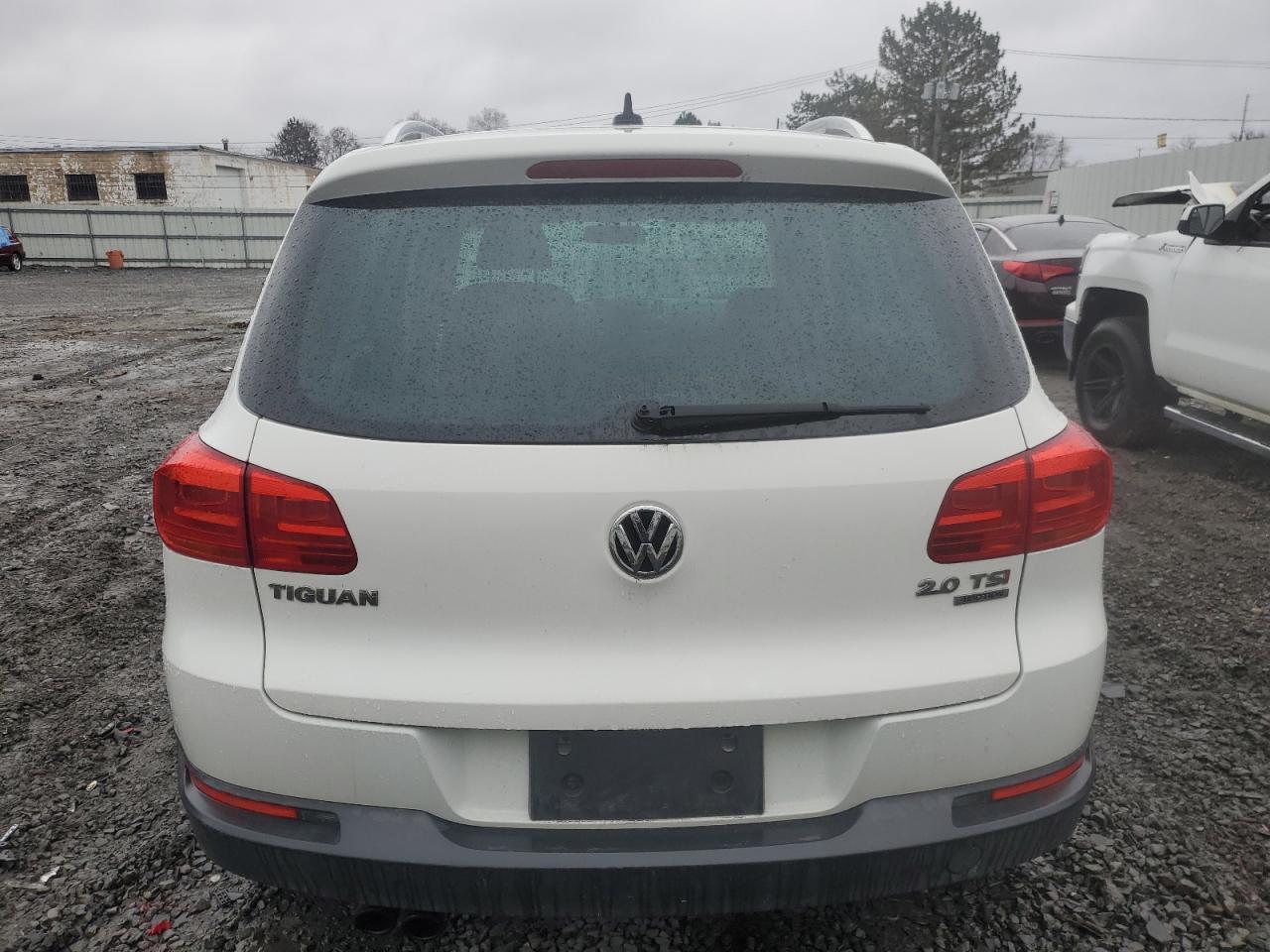 WVGBV3AX4EW528227 2014 Volkswagen Tiguan S