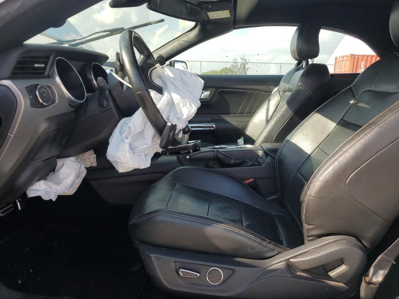 1FATP8UH0K5138835 FORD ALL Models 2019