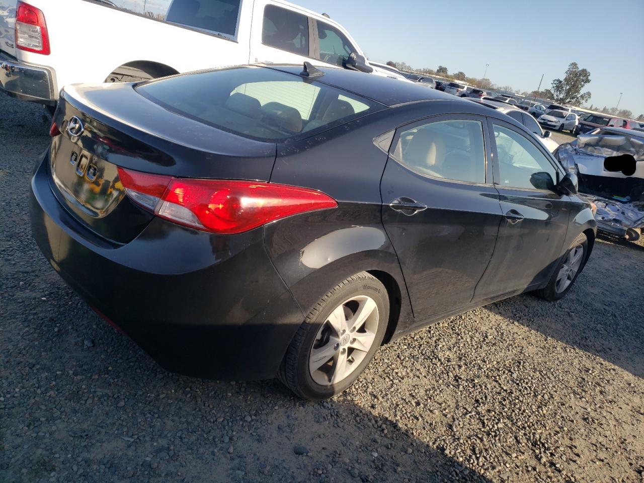 KMHDH4AE0DU850670 2013 Hyundai Elantra Gls