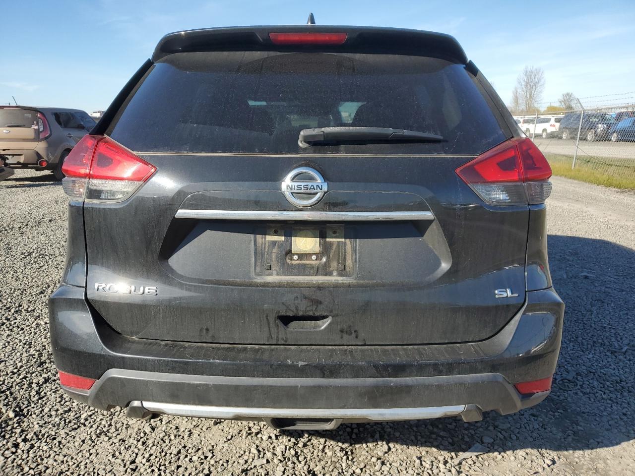 JN8AT2MT0JW464713 NISSAN ROGUE 2018