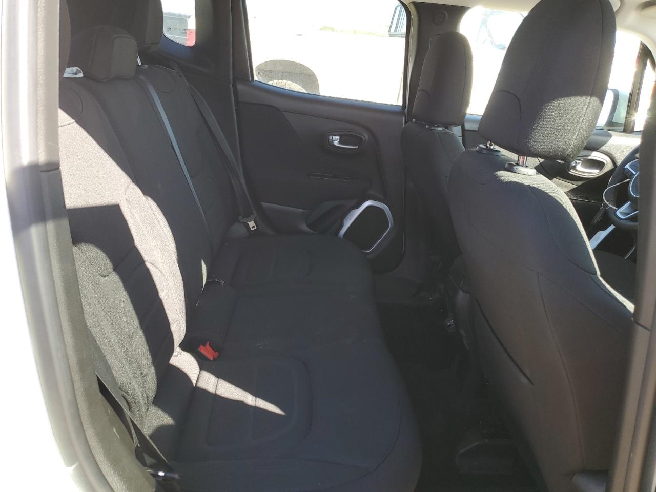 ZACCJABB0JPJ02146 2018 Jeep Renegade Latitude