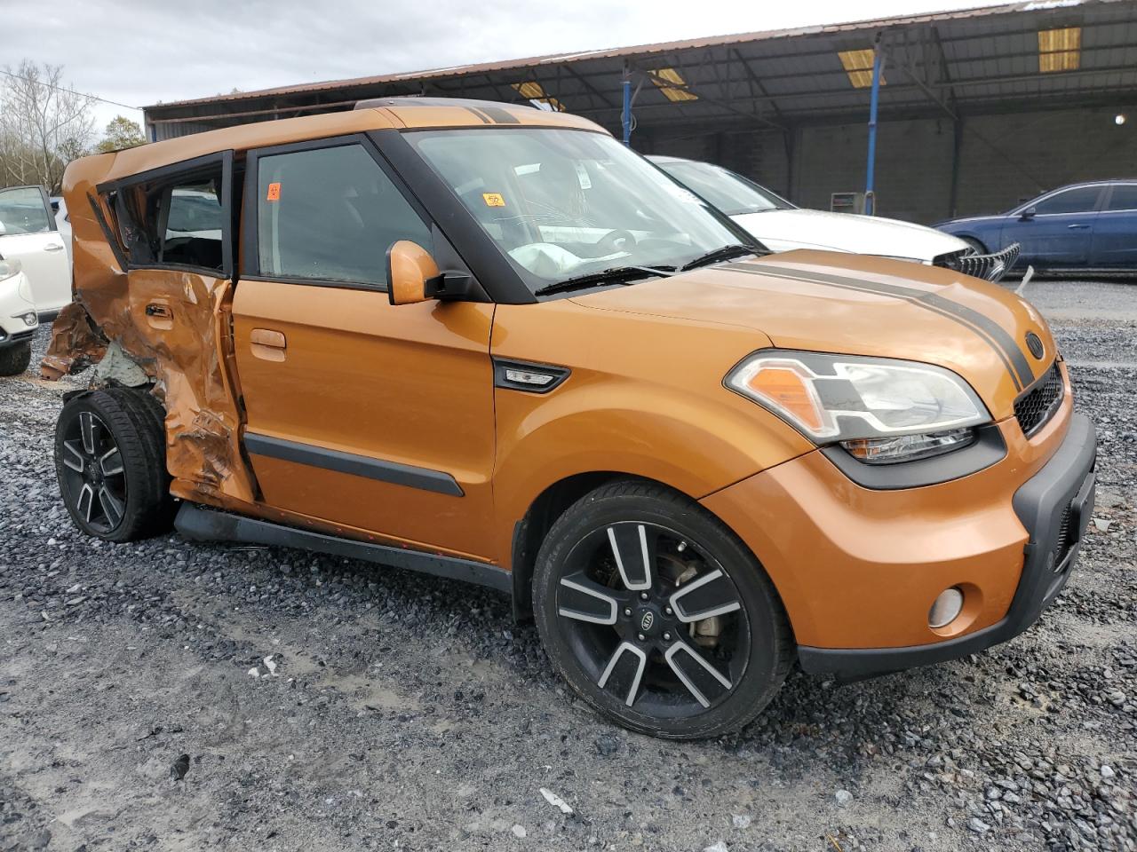 KNDJT2A26A7112429 2010 Kia Soul +