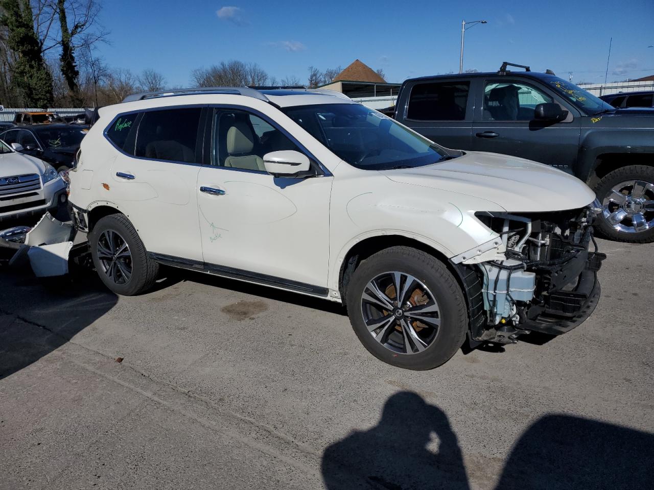 JN8AT2MV8HW017123 NISSAN ROGUE 2017