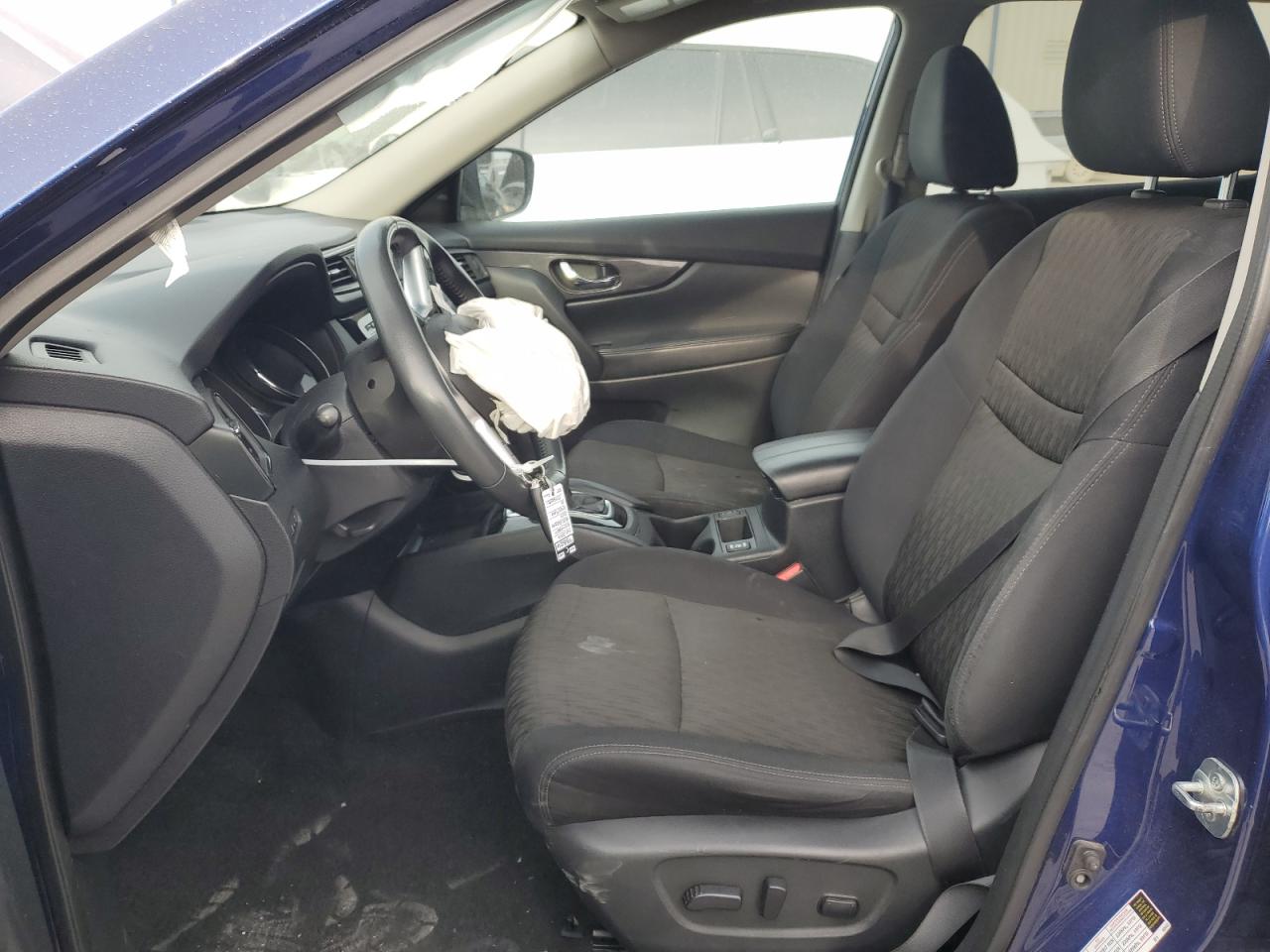 5N1AT2MT4HC823922 NISSAN ROGUE 2017