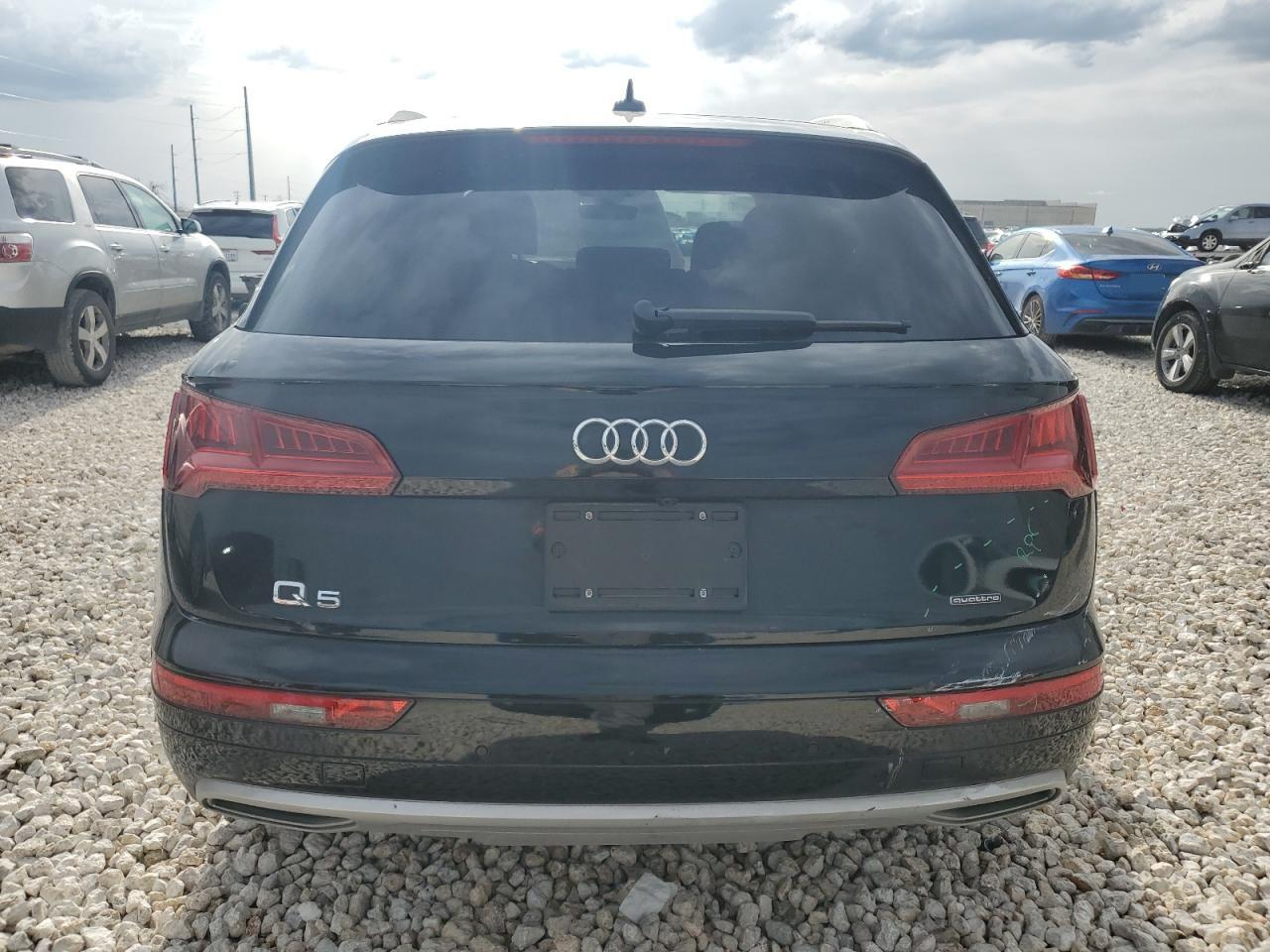 WA1BNAFY8K2077651 AUDI Q5 2019