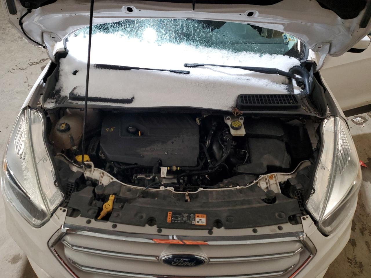 1FMCU9GD8JUA61861 FORD ESCAPE 2018