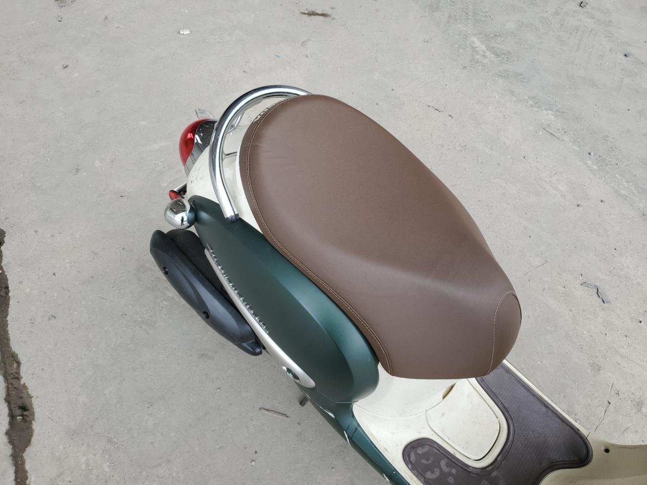 JH2AF7714PK600584 HONDA CHF50 2023