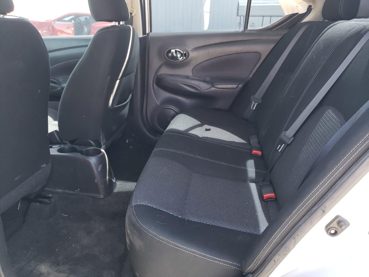 3N1CN7AP3HK449327 NISSAN VERSA 2017