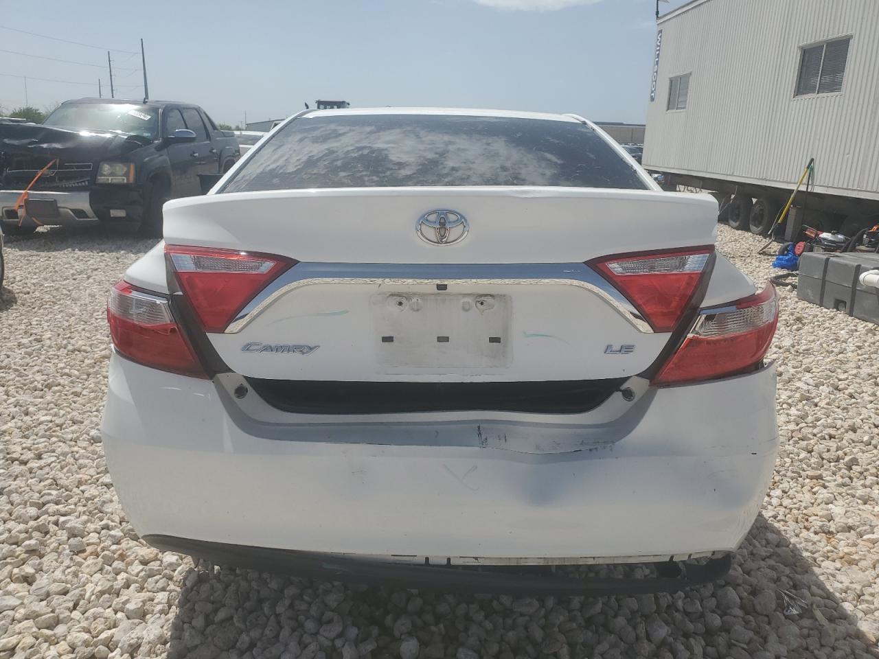 4T4BF1FK7FR513027 2015 Toyota Camry Le
