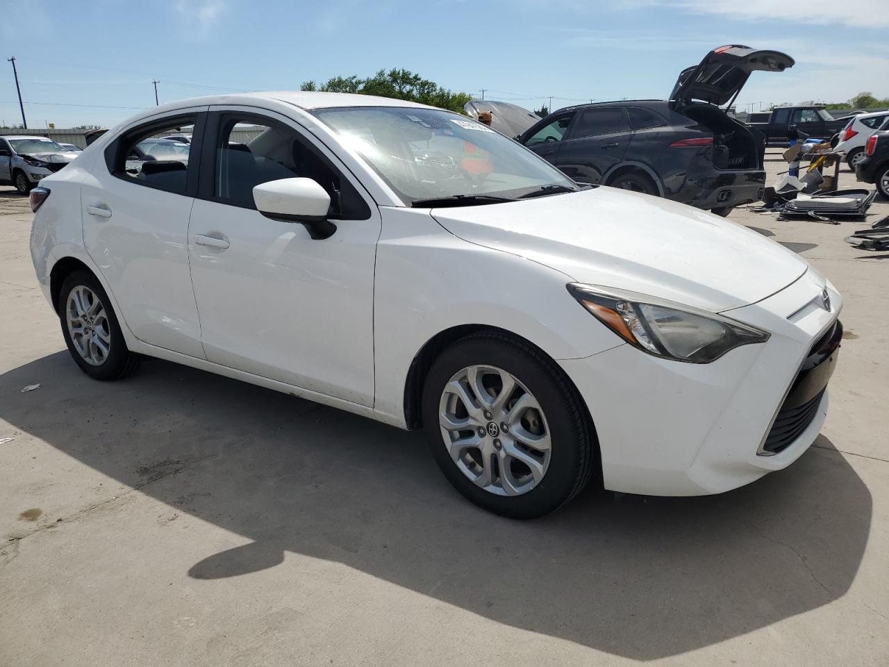 3MYDLBZV9GY107147 TOYOTA SCION 2016
