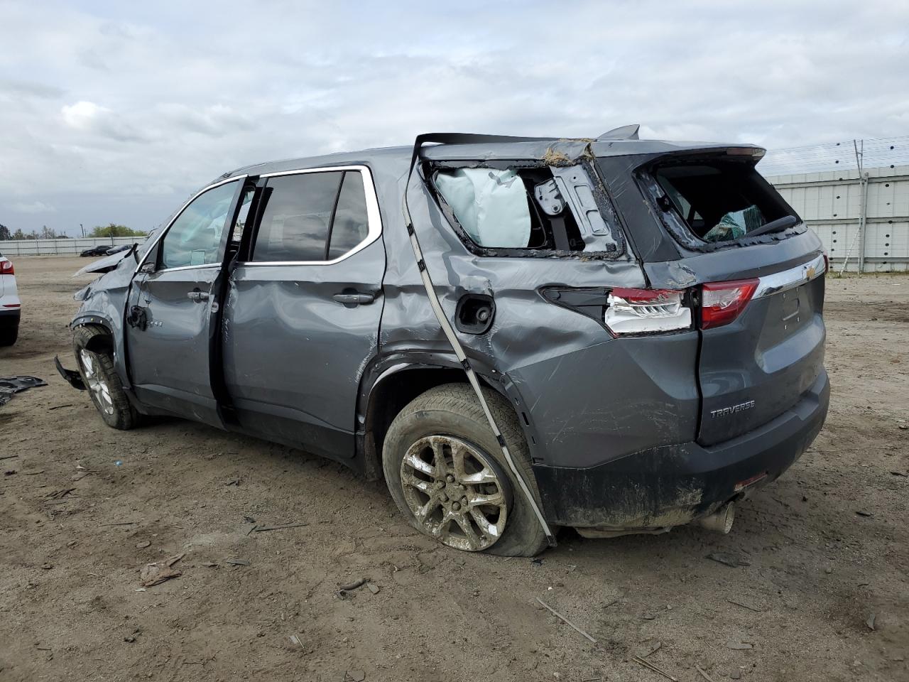 Lot #2961860232 2021 CHEVROLET TRAVERSE L