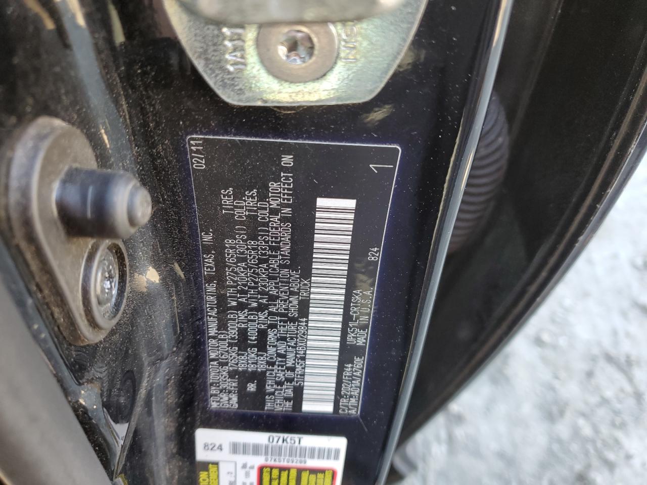 5TFRM5F14BX029844 2011 Toyota Tundra Double Cab Sr5