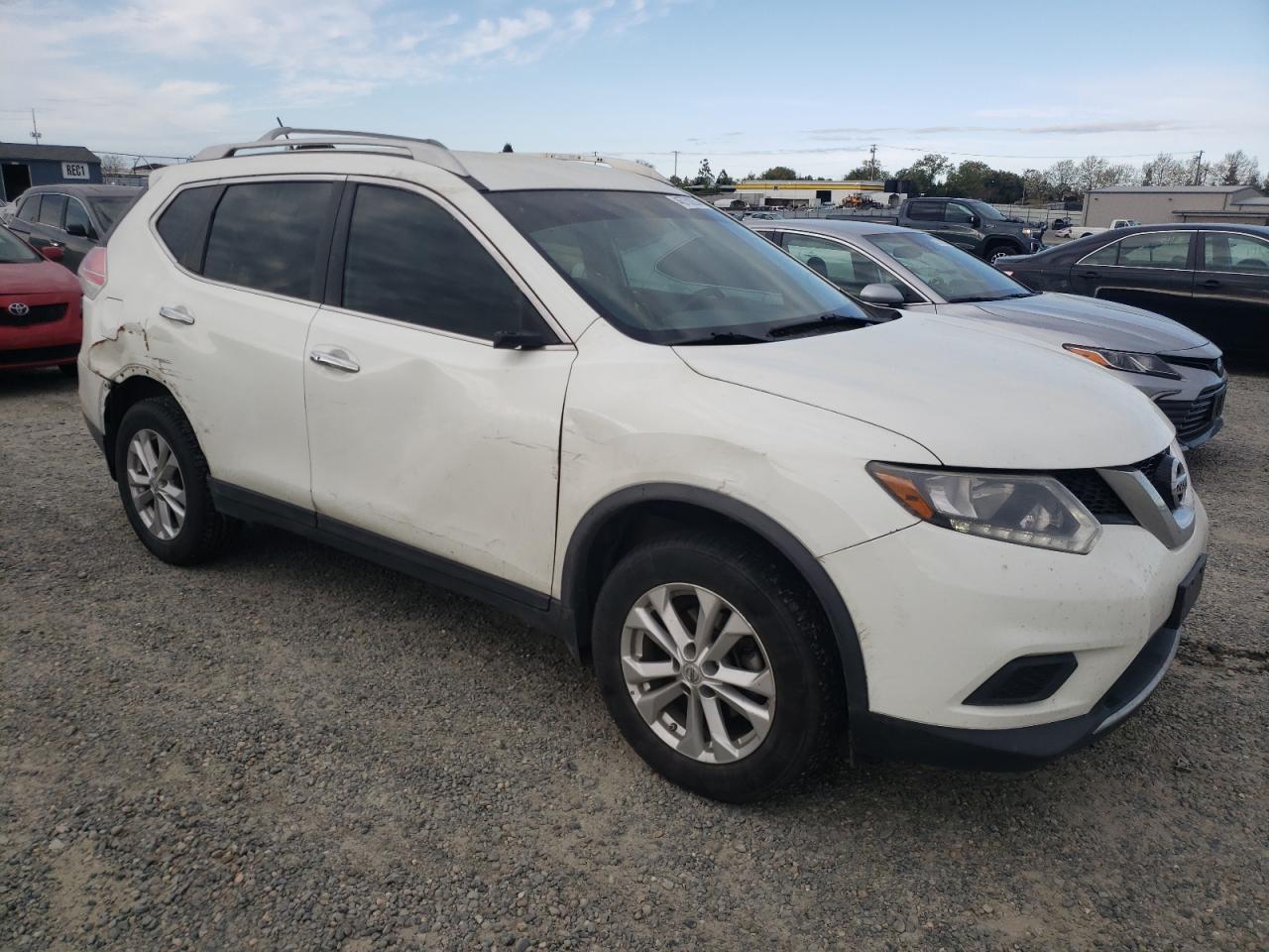 KNMAT2MV4GP657334 NISSAN ROGUE 2016