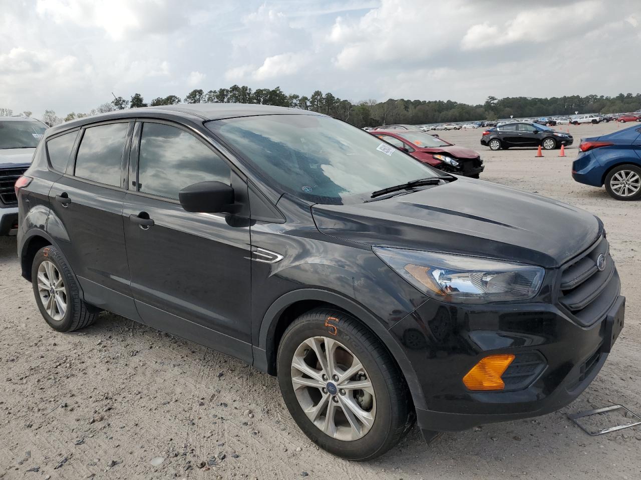 1FMCU0F78KUB85864 FORD ESCAPE 2019