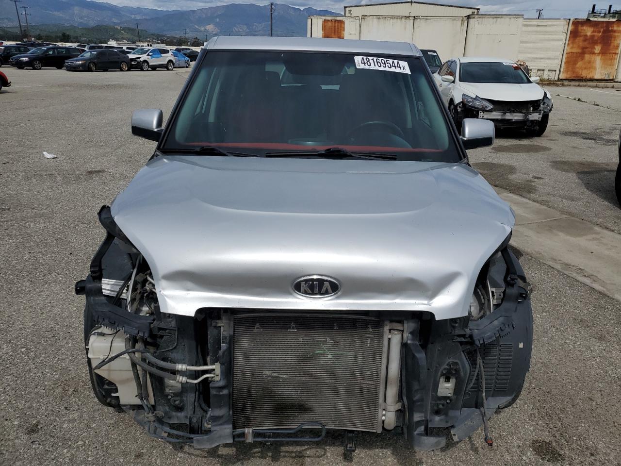 KNDJT2A25B7294142 2011 Kia Soul +