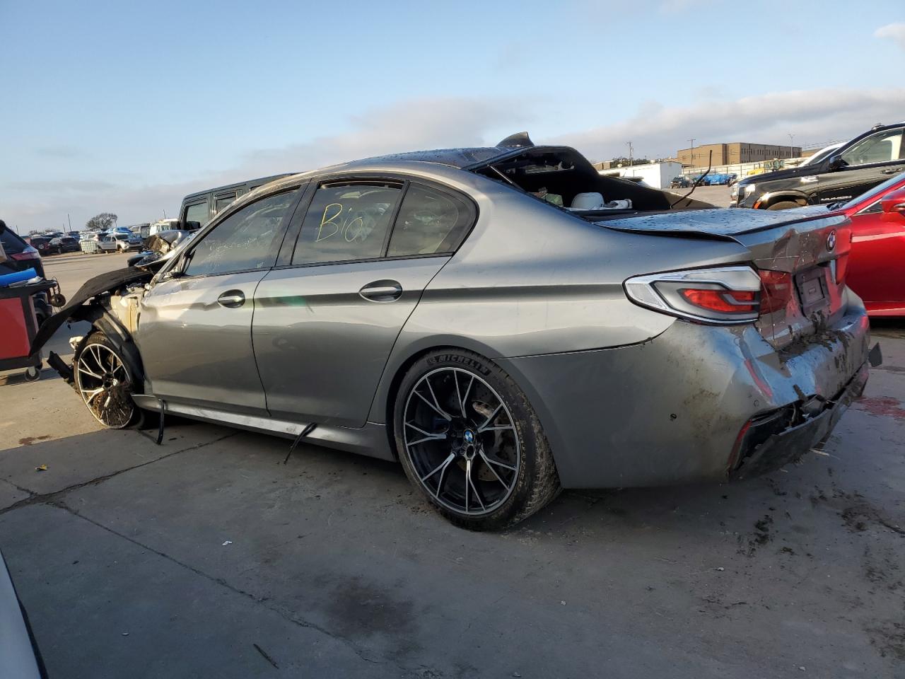 WBSJF0C50KB285678 2019 BMW M5