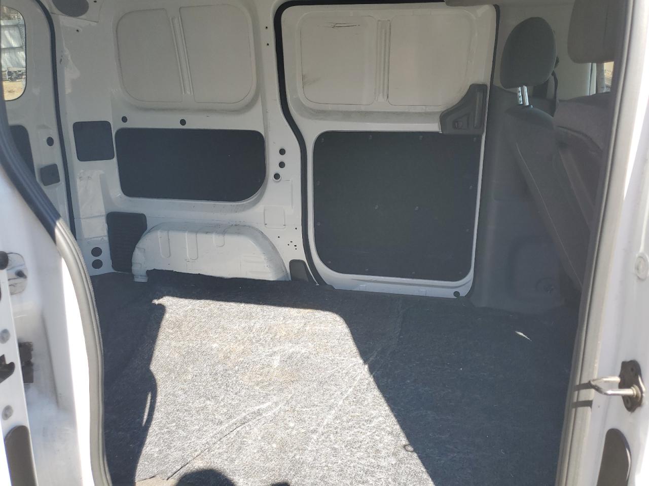 3N6CM0KN7GK692526 NISSAN NV 2016