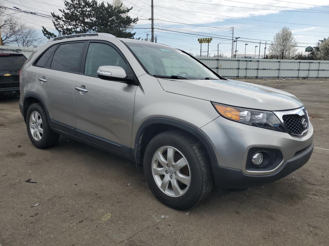 2013 Kia Sorento Lx vin: 5XYKT3A6XDG367301