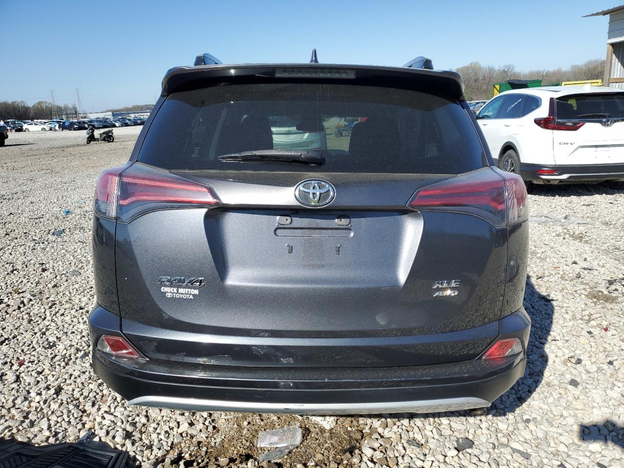 JTMRFREV3HD217075 TOYOTA RAV4 2017