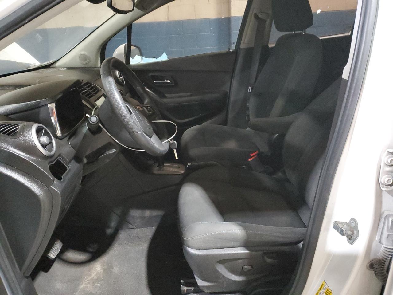 3GNCJKSB8GL262289 CHEVROLET TRAX 2016