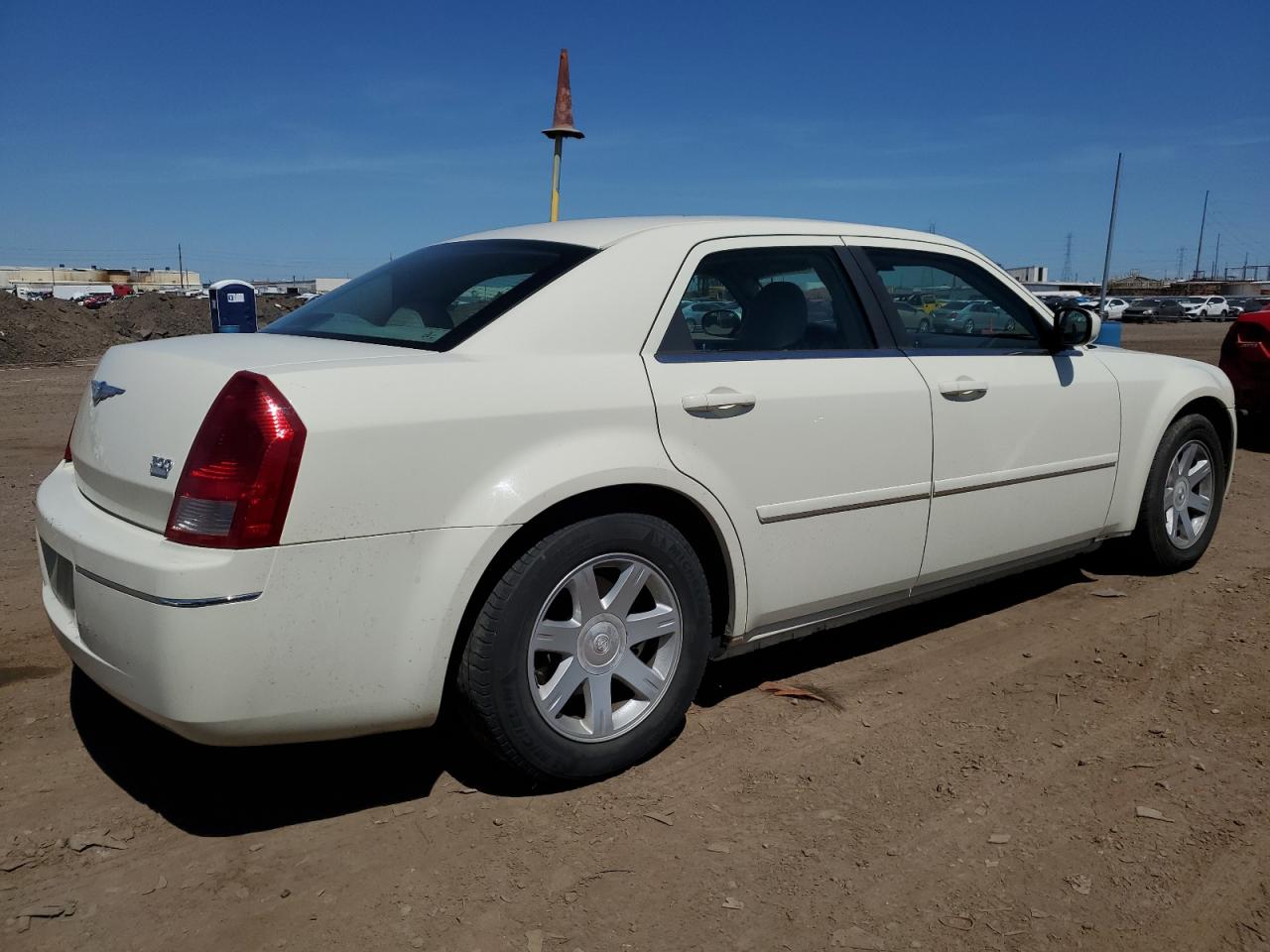 2C3AA53G15H186730 2005 Chrysler 300 Touring