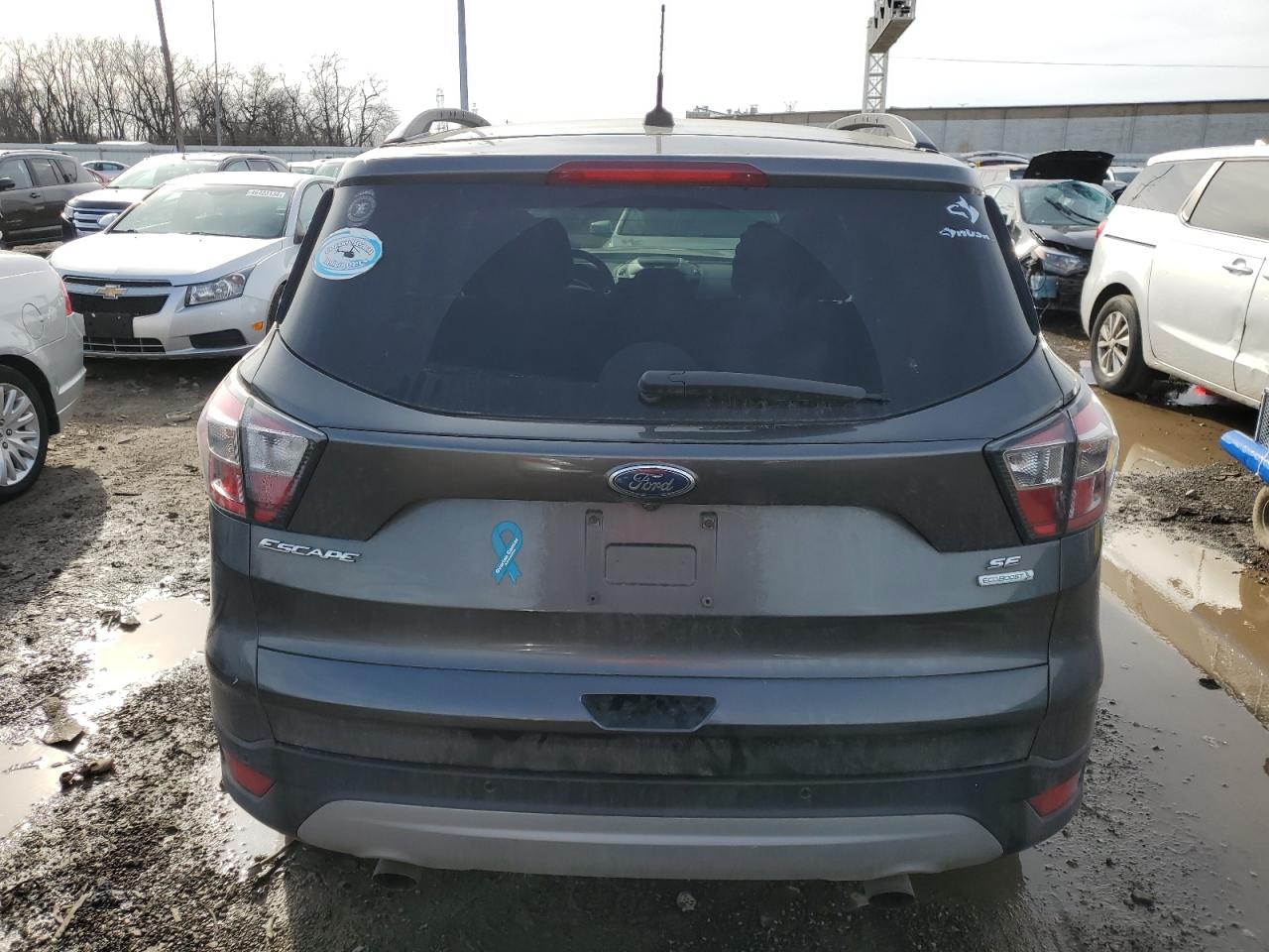 1FMCU0GD3HUA68318 FORD ESCAPE 2017
