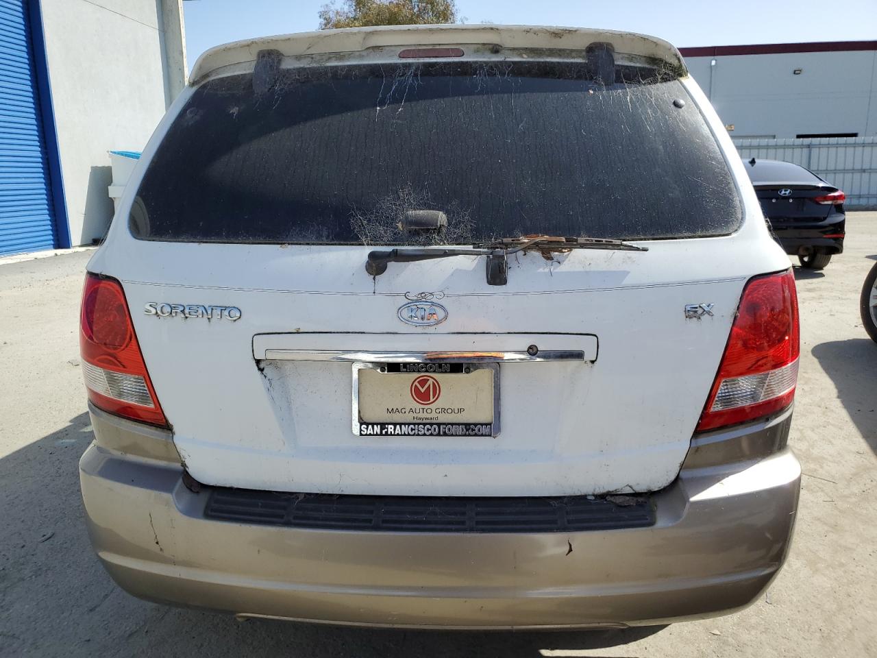 KNDJD733755389124 2005 Kia Sorento Ex