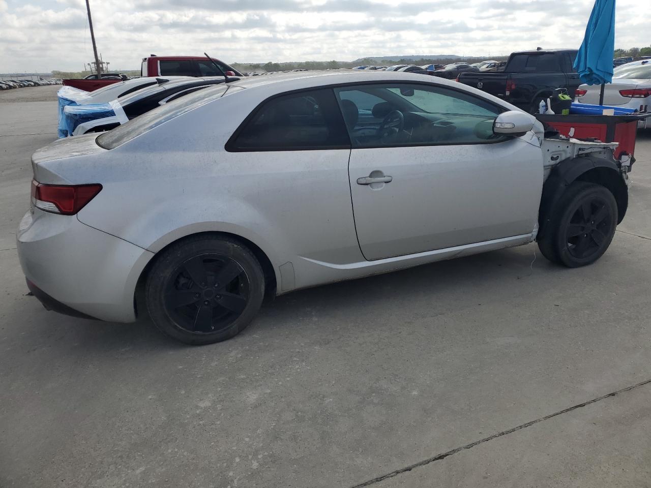 KNAFU6A21A5133675 2010 Kia Forte Ex