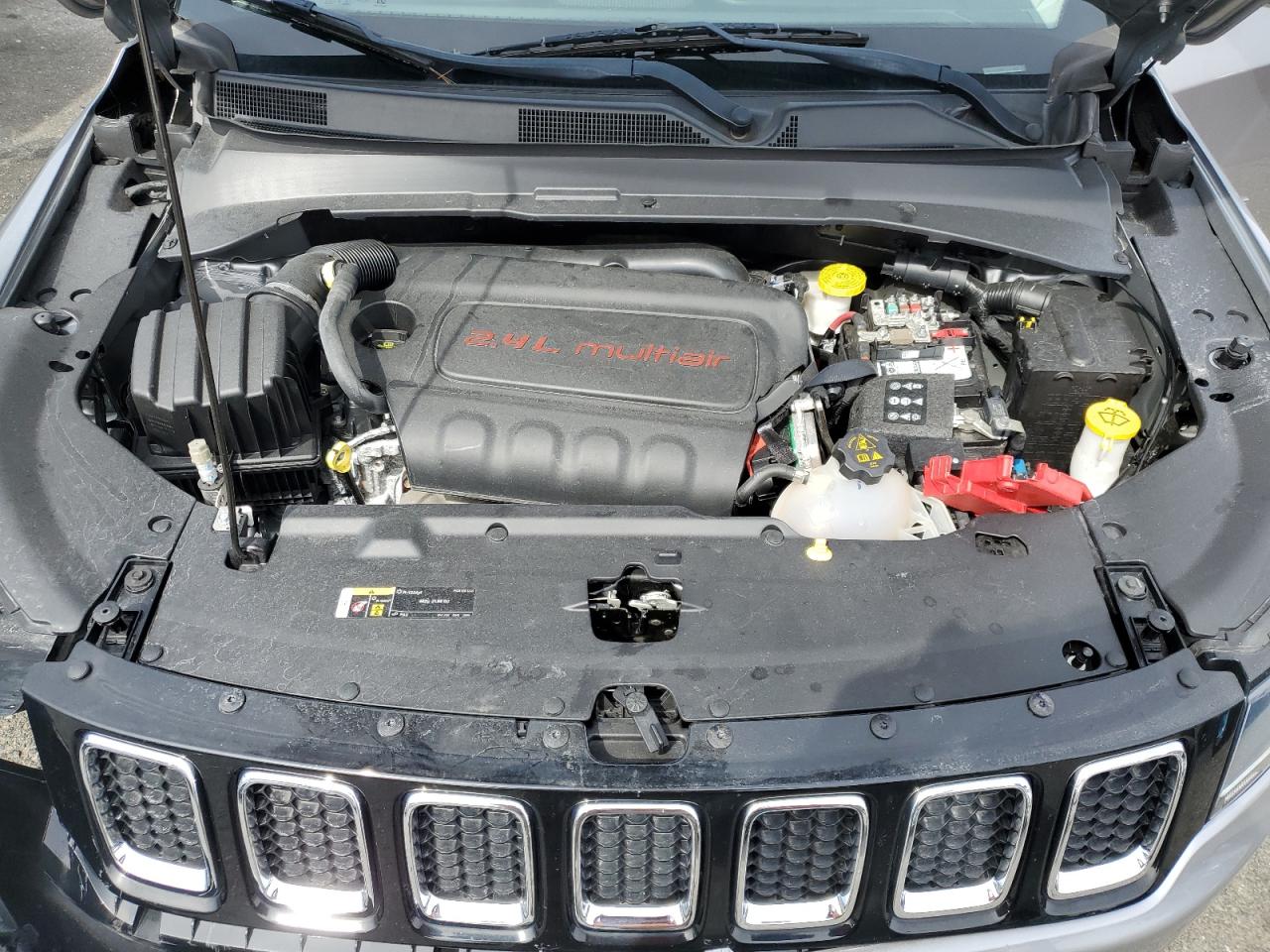 3C4NJDCB8KT741509 2019 Jeep Compass Limited