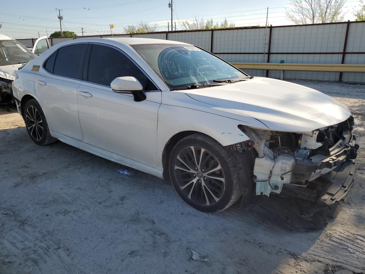 4T1B11HK3JU570064 TOYOTA CAMRY 2018