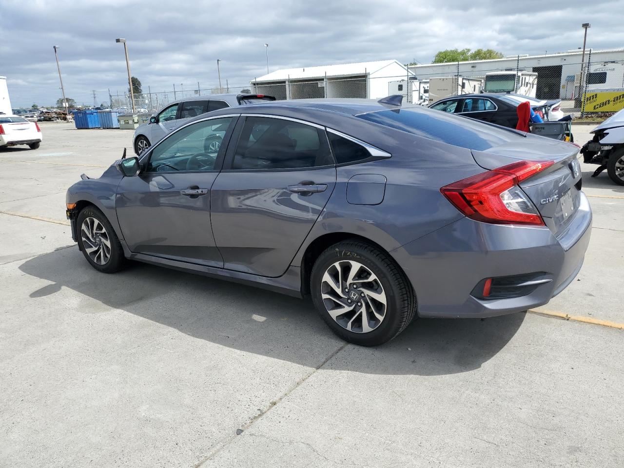 2HGFC2F7XJH546675 HONDA CIVIC 2018