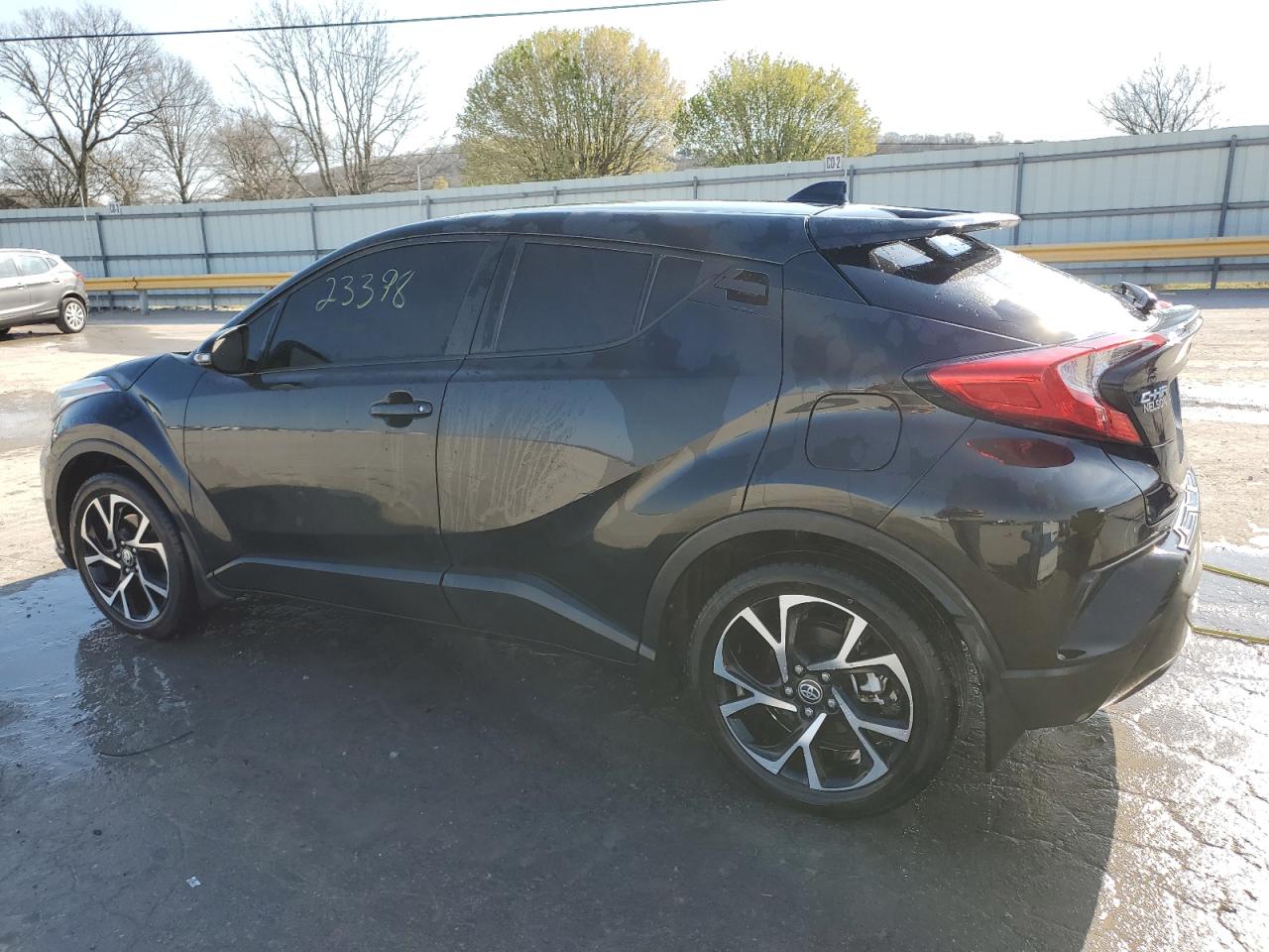 JTNKHMBX0M1112330 TOYOTA C-HR 2021