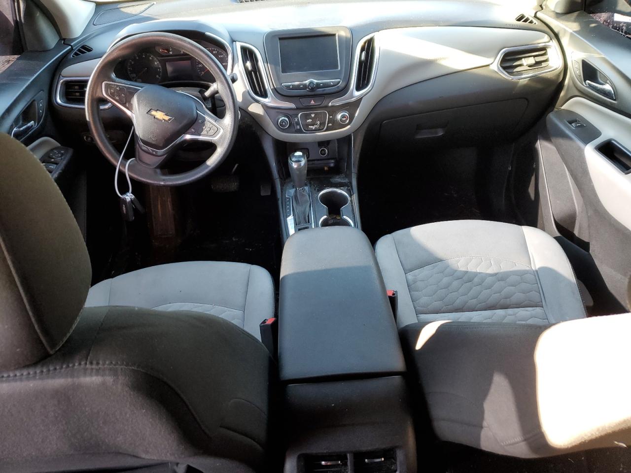 2GNAXREV6J6252246 CHEVROLET EQUINOX 2018