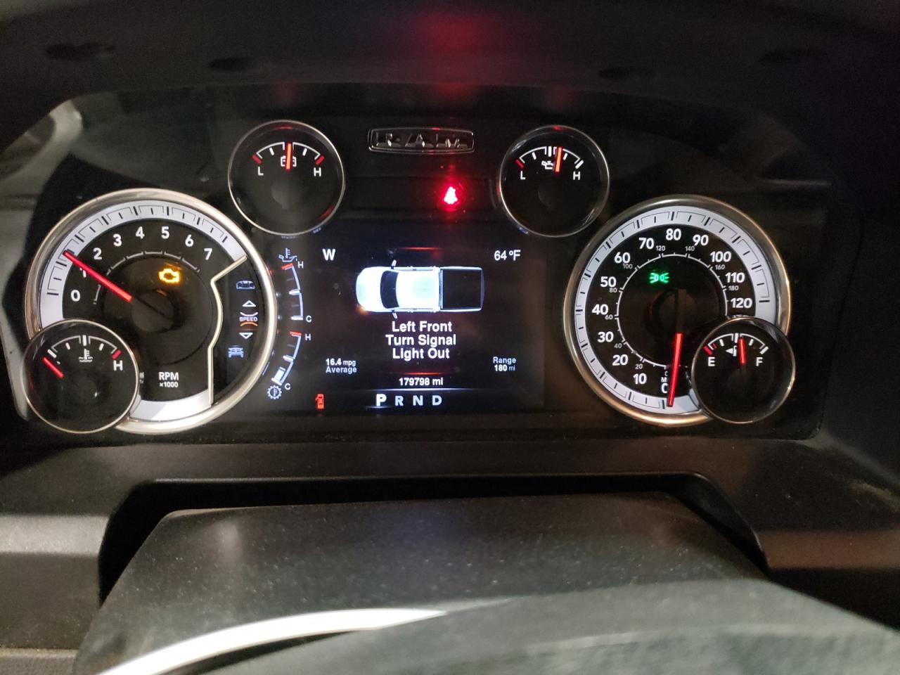 1C6RR7LG2GS363517 2016 Ram 1500 Slt