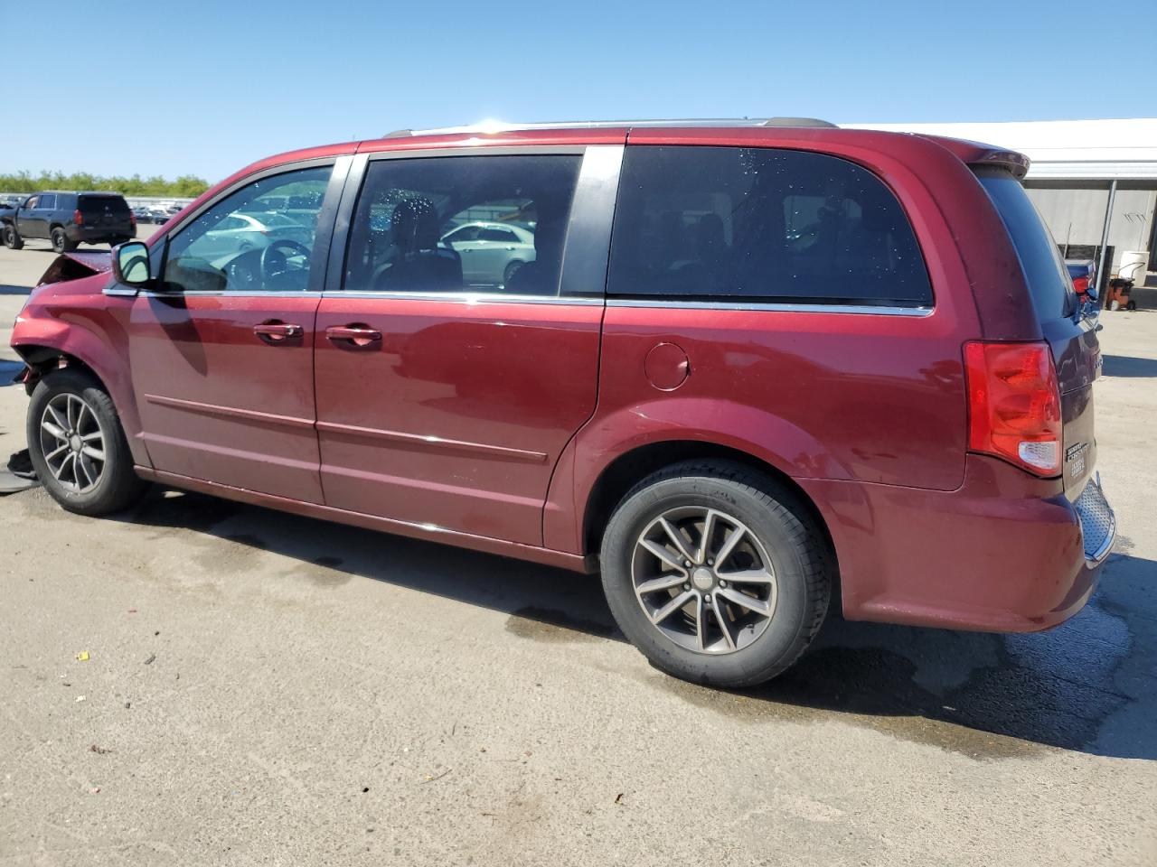 2C4RDGCG8HR863143 2017 Dodge Grand Caravan Sxt