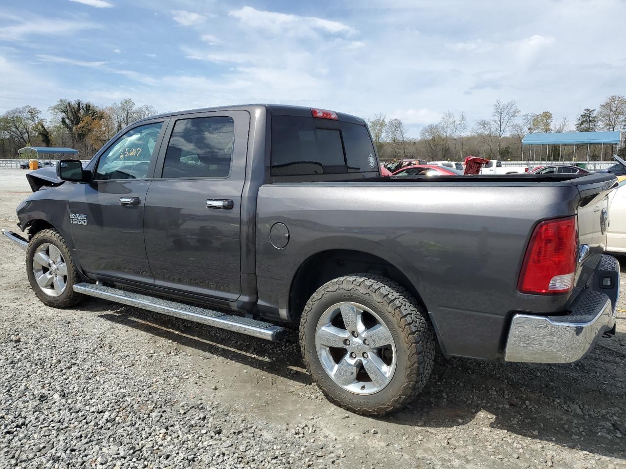 2018 Ram 1500 Slt vin: 3C6RR7LG3JG219683