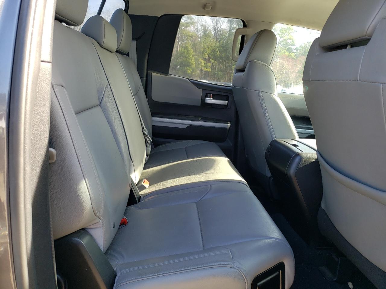 5TFBY5F13GX561955 TOYOTA TUNDRA 2016