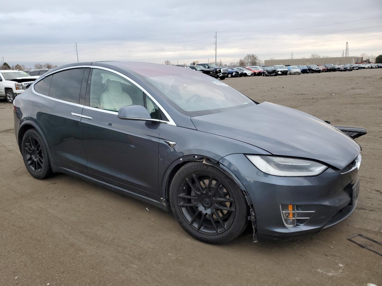 5YJXCDE23HF050105 2017 Tesla Model X