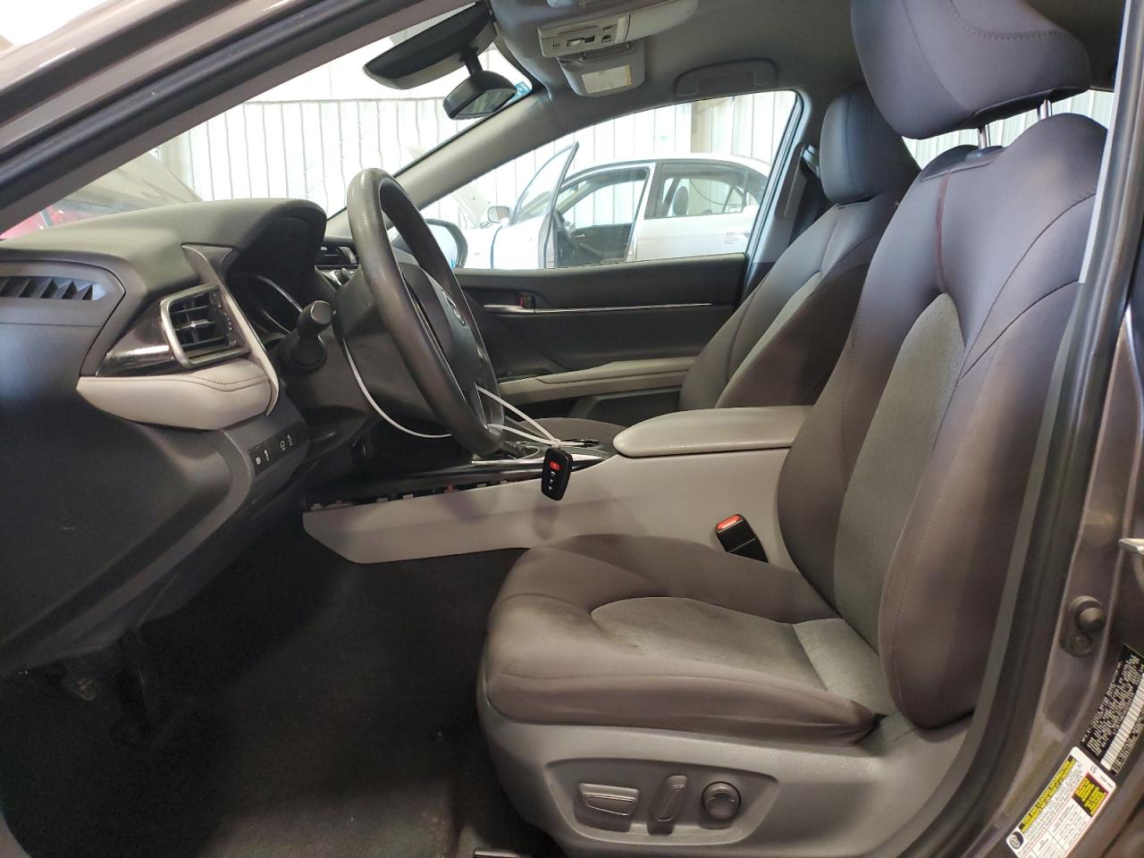 4T1B11HK4KU250219 TOYOTA CAMRY 2019