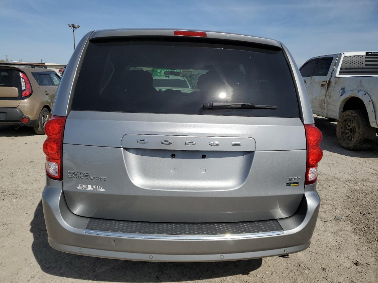 2C4RDGCG7GR311387 2016 Dodge Grand Caravan Sxt