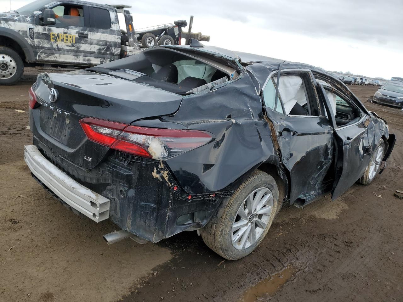 4T1C11AK4RU857231 TOYOTA CAMRY 2024
