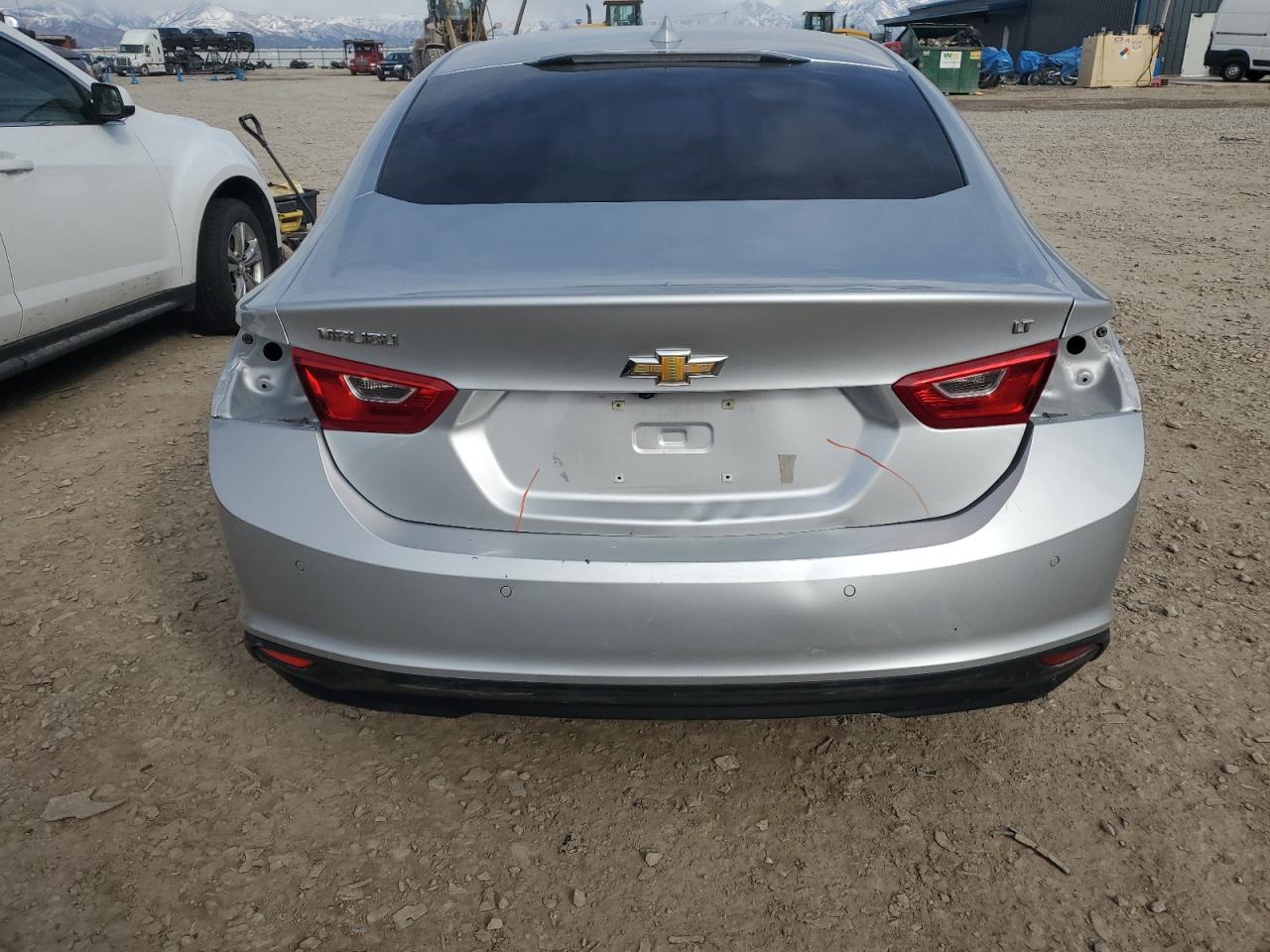 1G1ZD5ST0JF284611 CHEVROLET MALIBU 2018