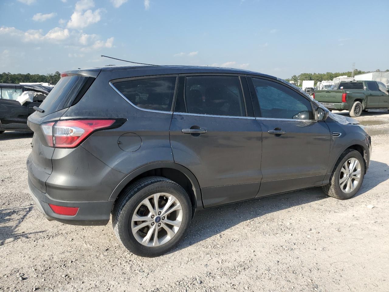 1FMCU0GDXHUC24872 2017 Ford Escape Se