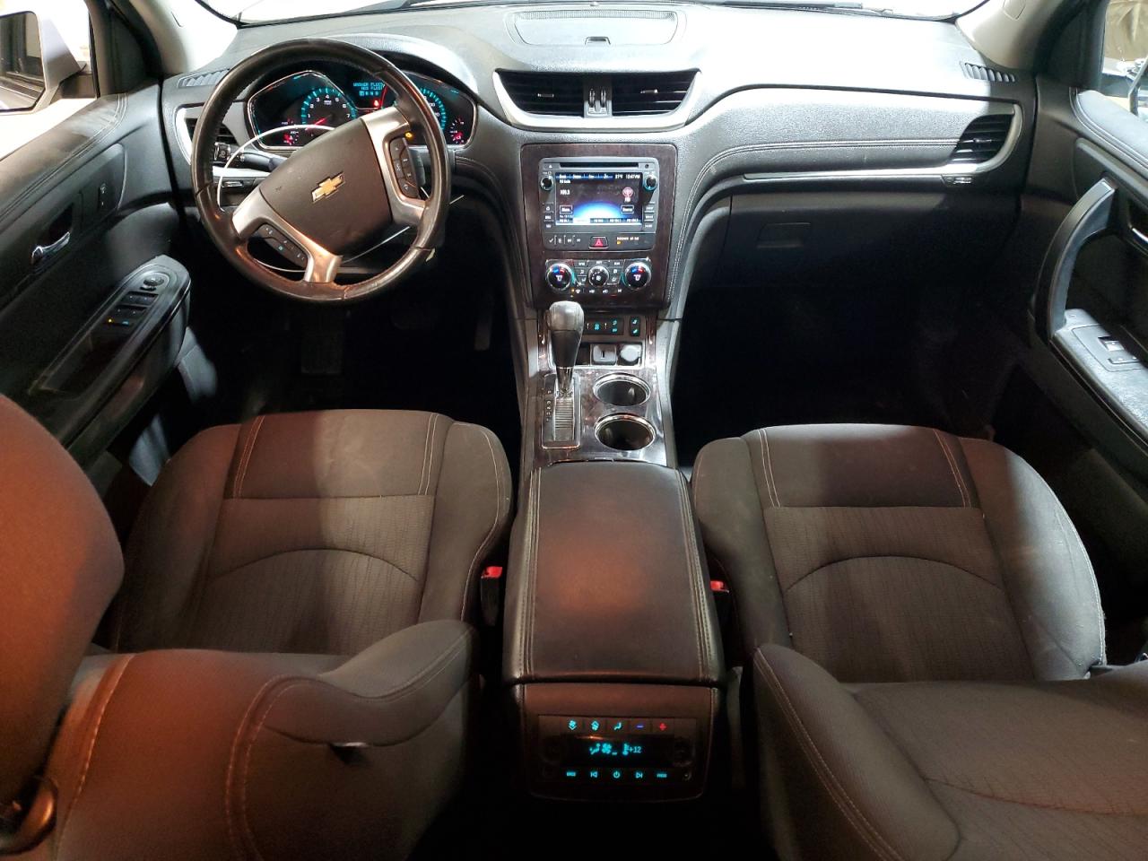 1GNKVHKD7HJ143632 CHEVROLET TRAVERSE 2017