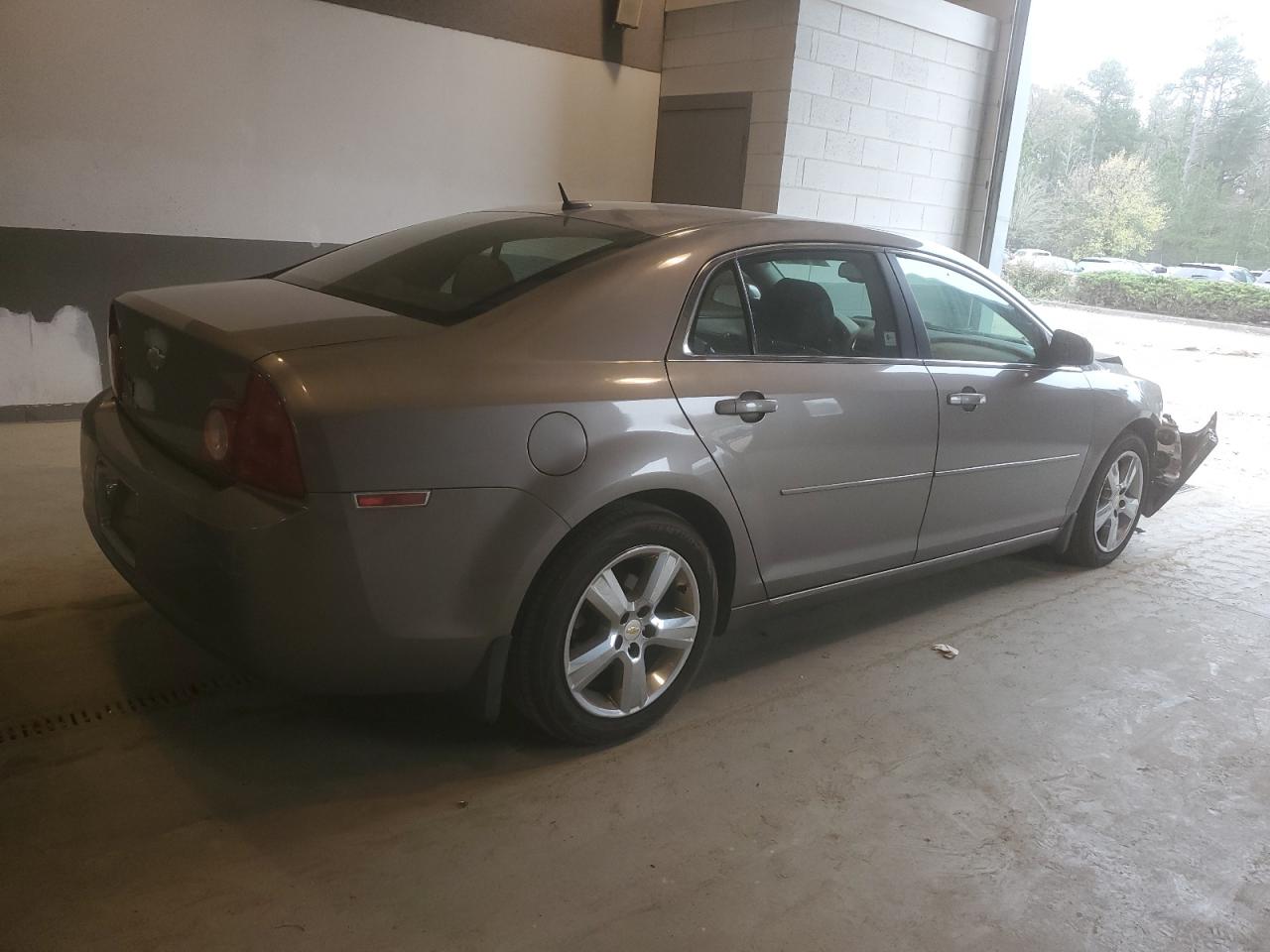 1G1ZD5E17BF182167 2011 Chevrolet Malibu 2Lt