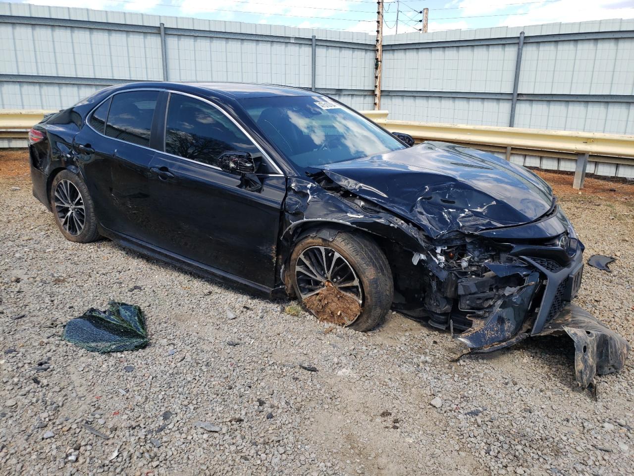 JTNB11HK8J3038802 TOYOTA CAMRY 2018