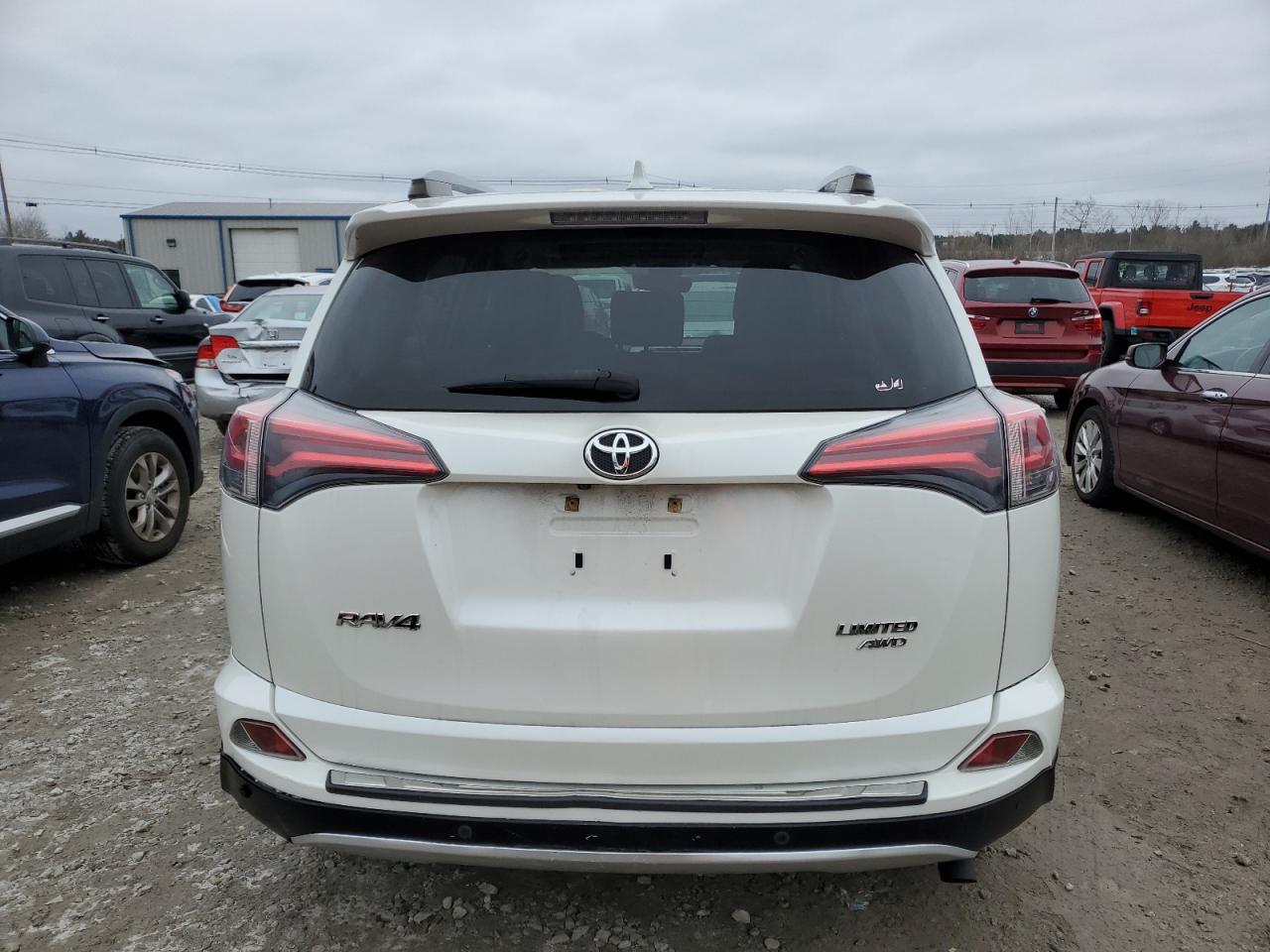 JTMDFREV5HD207027 TOYOTA RAV4 2017