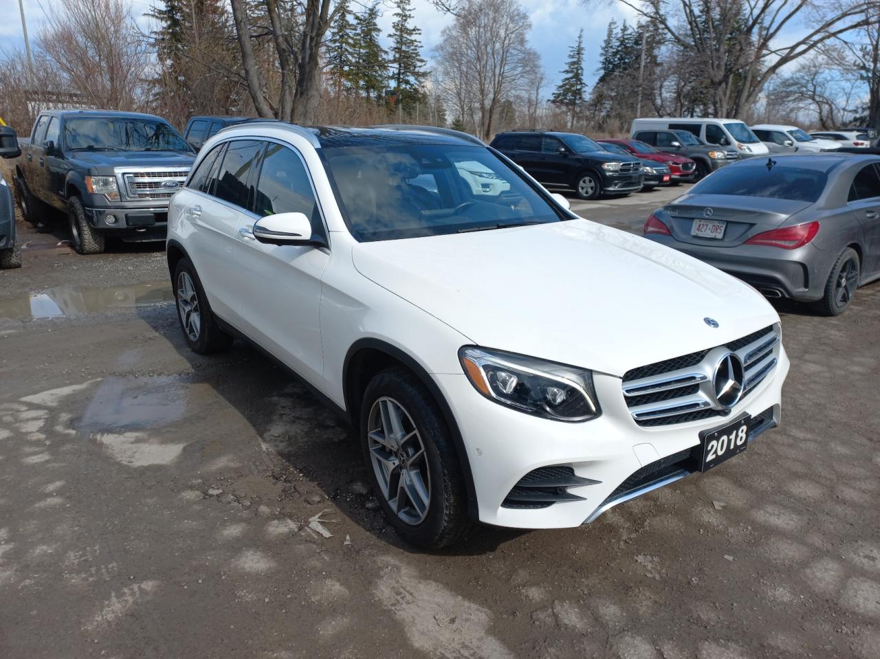 WDC0G4KB1JV059865 2018 Mercedes-Benz Glc 300 4Matic