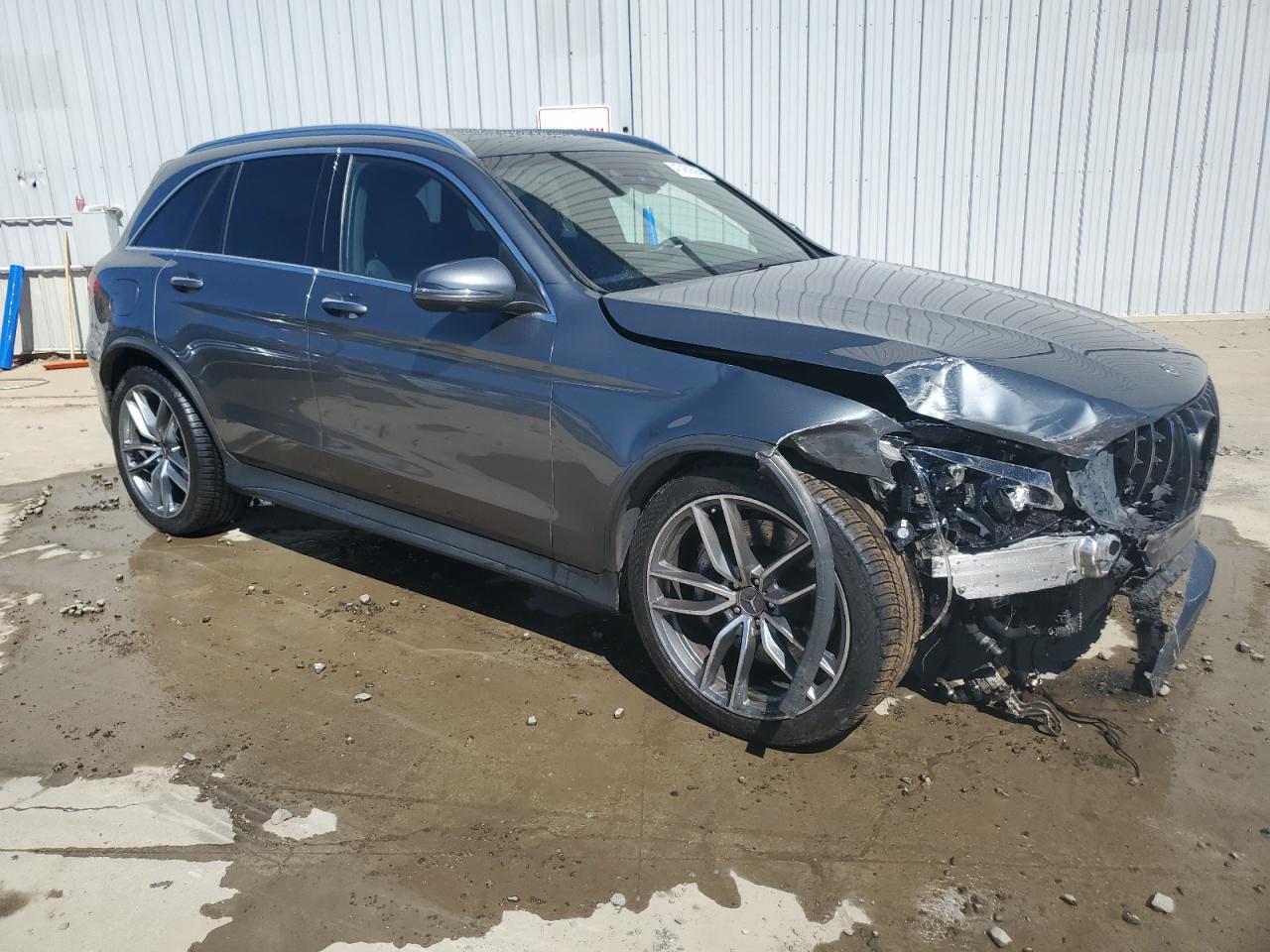 WDC0G8JBXJF433215 2018 Mercedes-Benz Glc 63 4Matic Amg